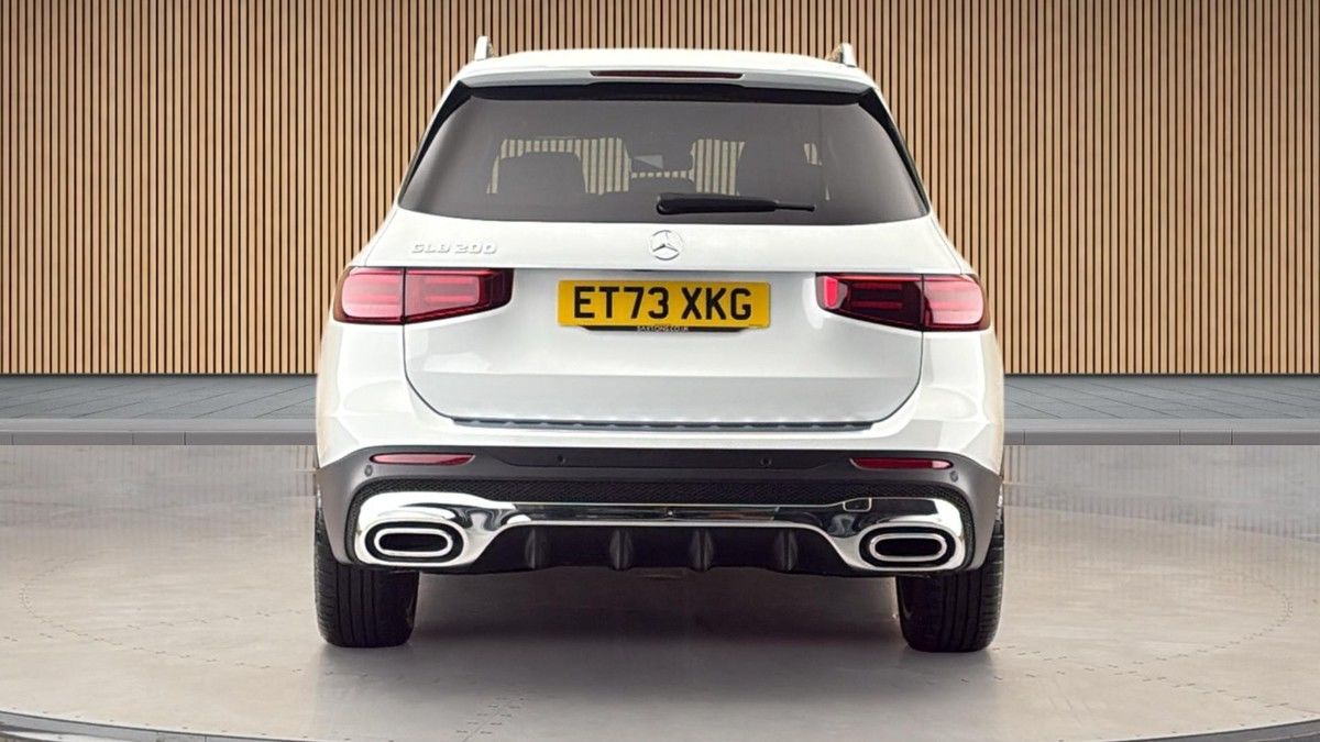 Mercedes-Benz GLB Image 4