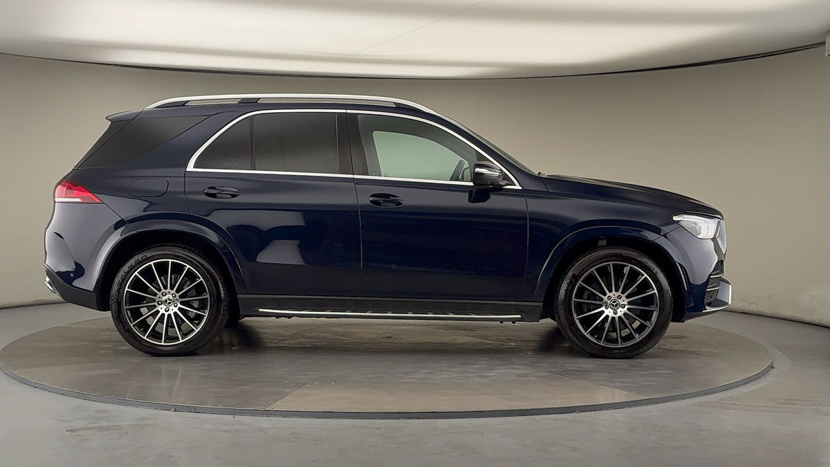Mercedes-Benz GLE Image 16
