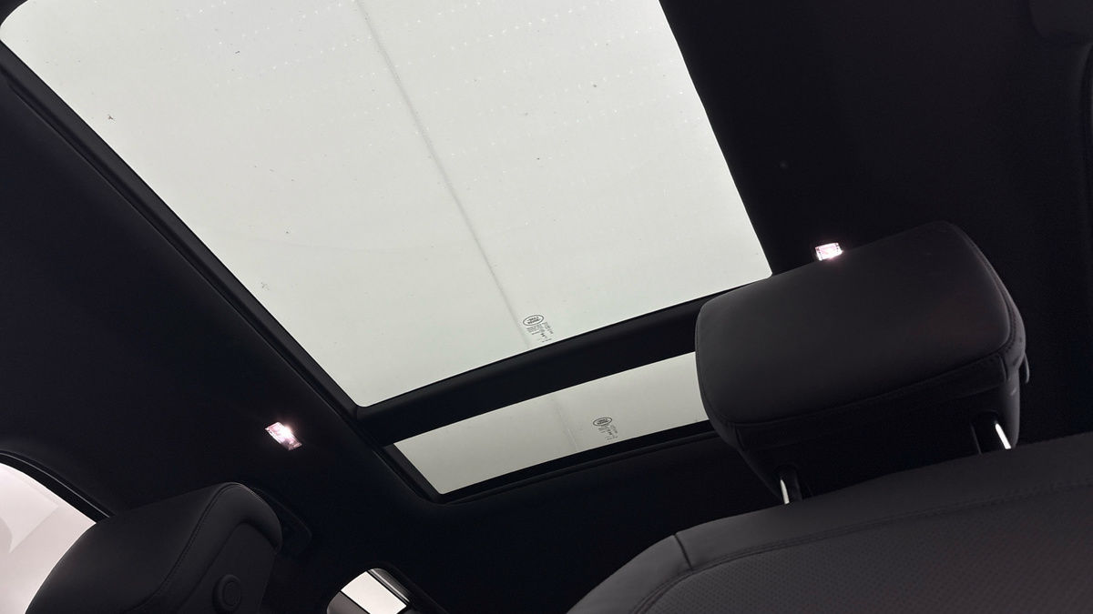 Land Rover Defender 110 Urban Image 6