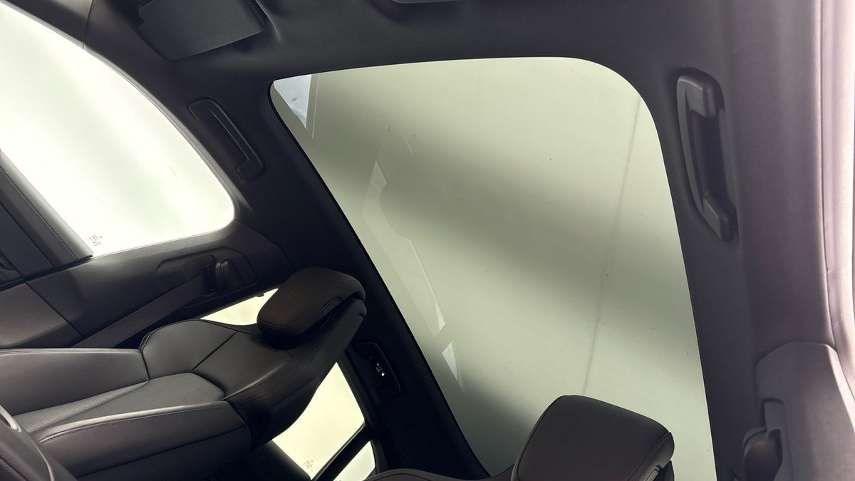 Porsche Taycan Image 6