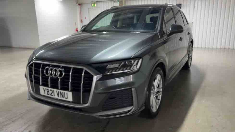 More views of Audi Q7