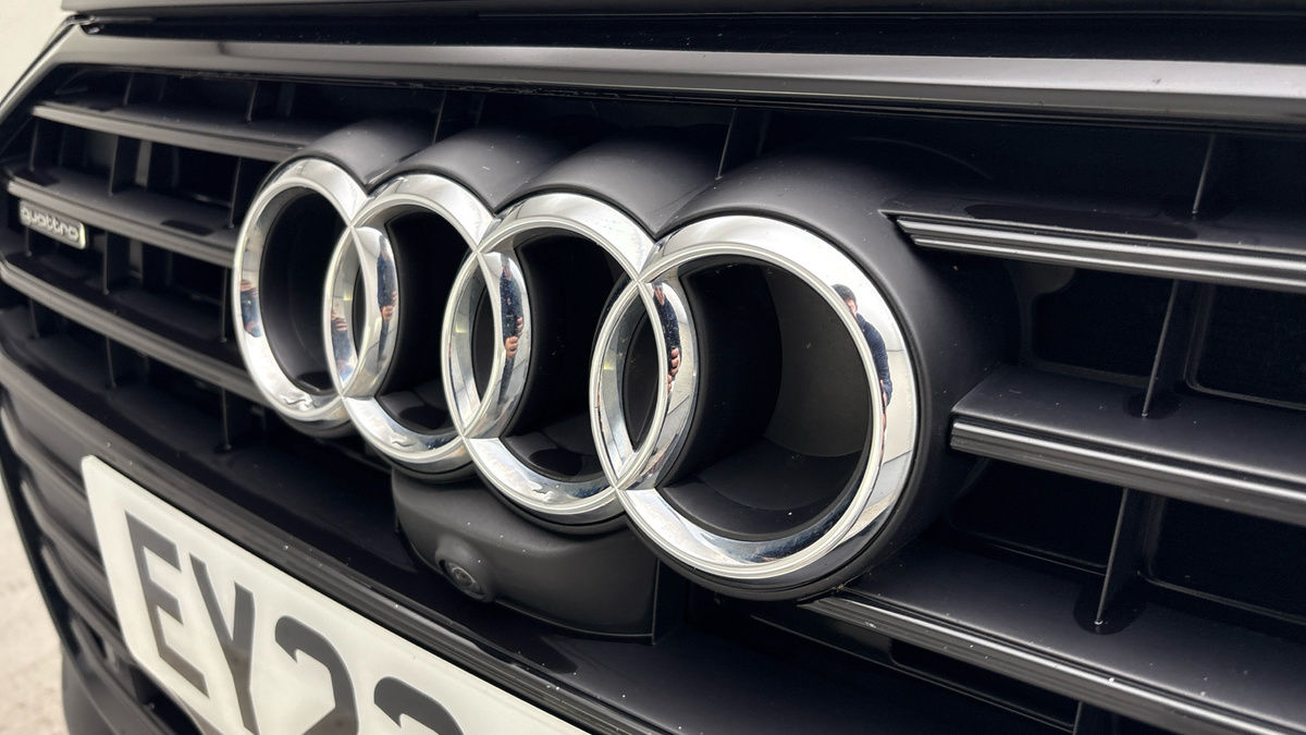 Audi A6 Avant Image 24