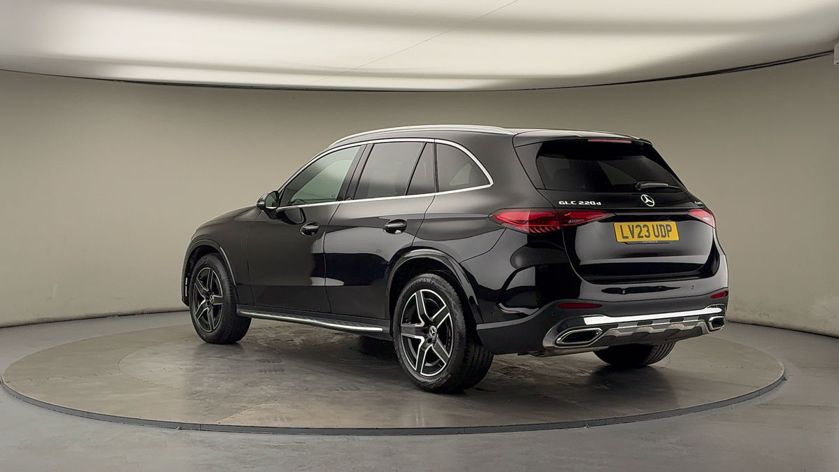 Mercedes-Benz GLC Image 2