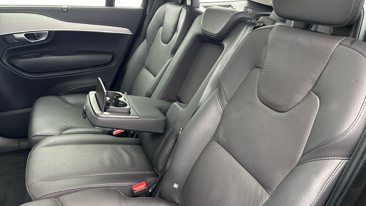 Volvo XC90 Image 9