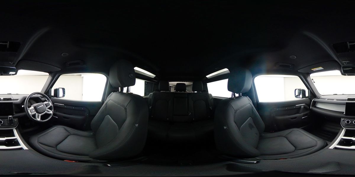 More views of Land Rover Defender 90