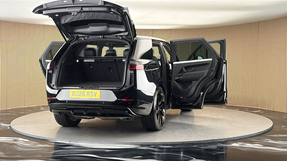 More views of Land Rover Range Rover Sport