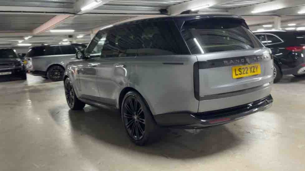 More views of Land Rover Range Rover