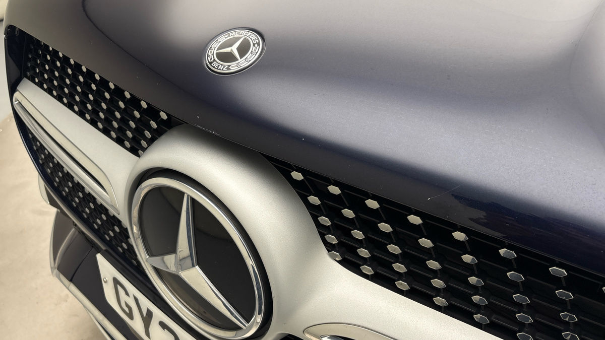 Mercedes-Benz GLE Image 24