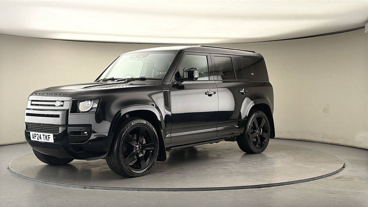 Land Rover Defender 110 Image 20