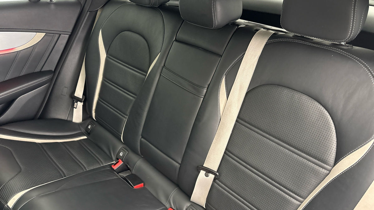 Mercedes-Benz GLC Image 8