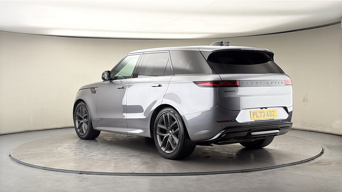 Land Rover Range Rover Sport Image 2