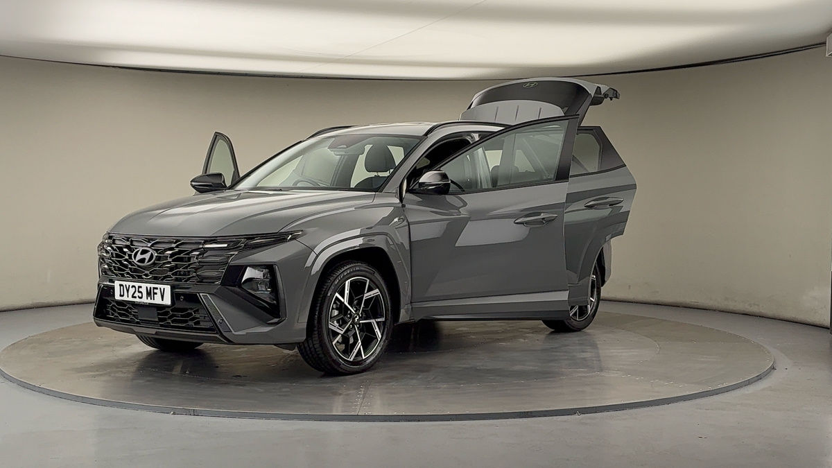 More views of Hyundai TUCSON