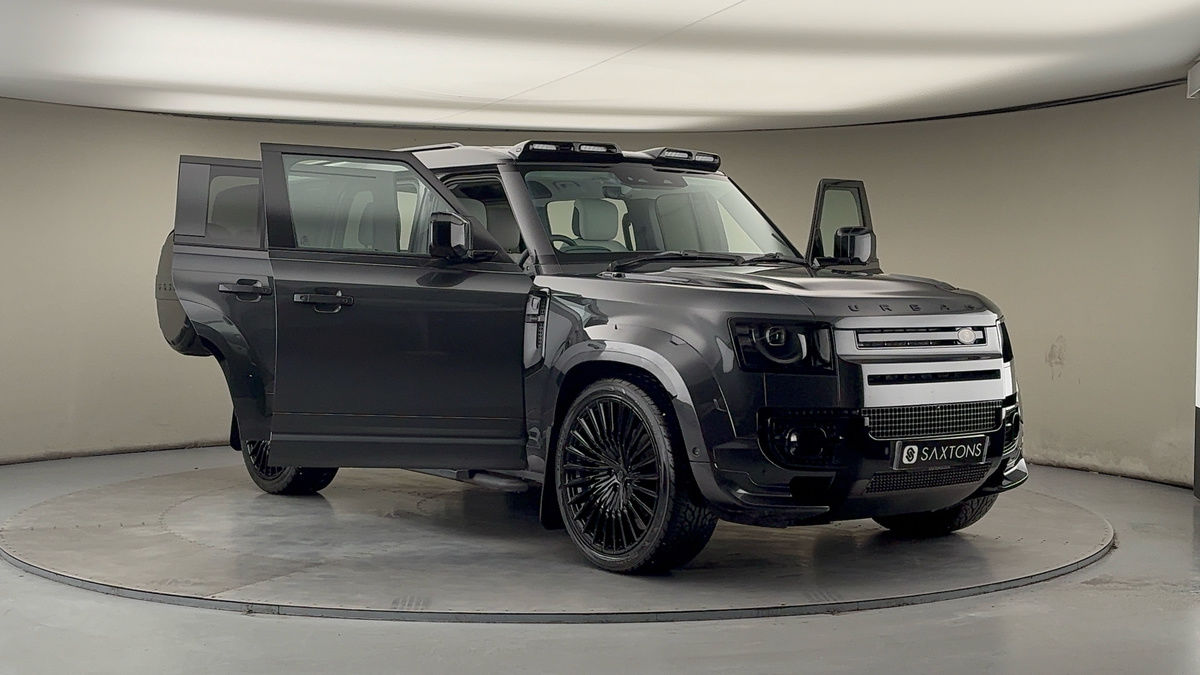 More views of Land Rover Defender 110