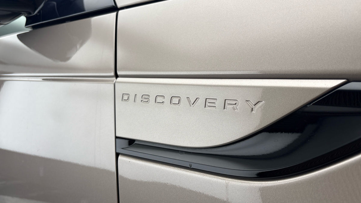 Land Rover Discovery Image 36