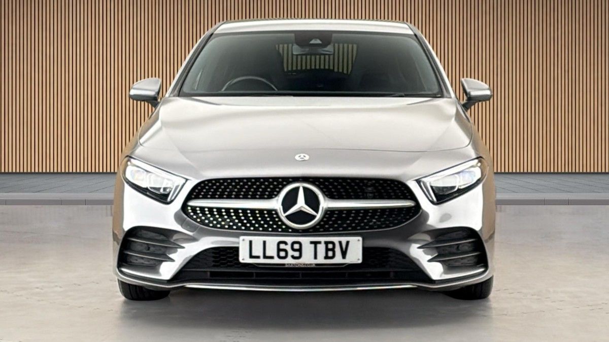 Mercedes-Benz A Class Image 3
