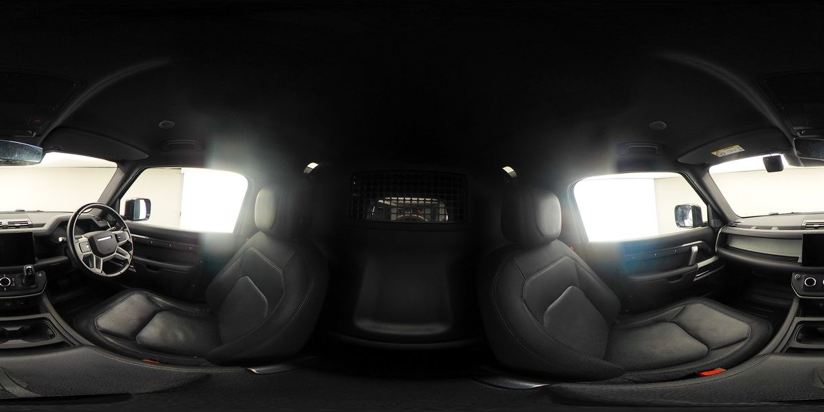 More views of Land Rover Defender 90