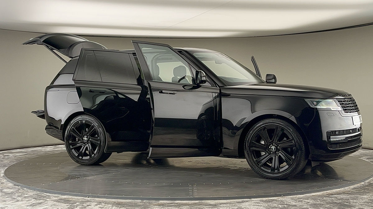 More views of Land Rover Range Rover