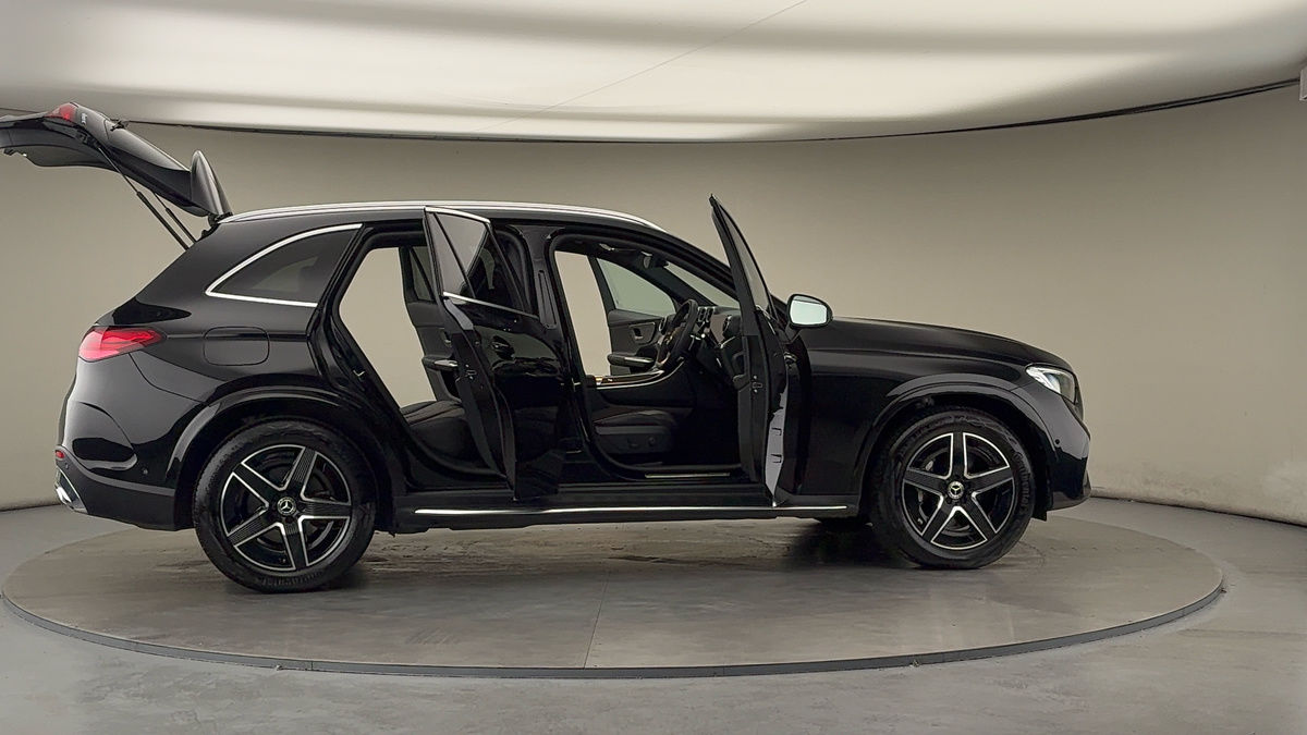 More views of Mercedes-Benz GLC