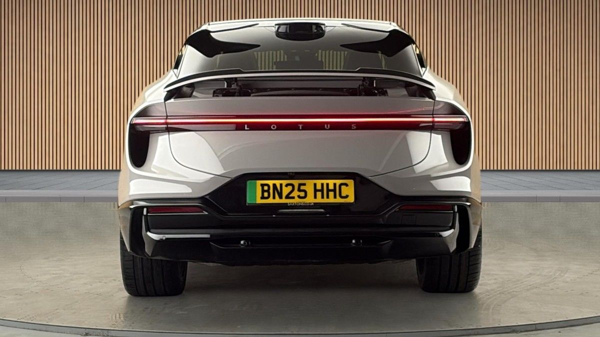 Lotus Eletre Image 4