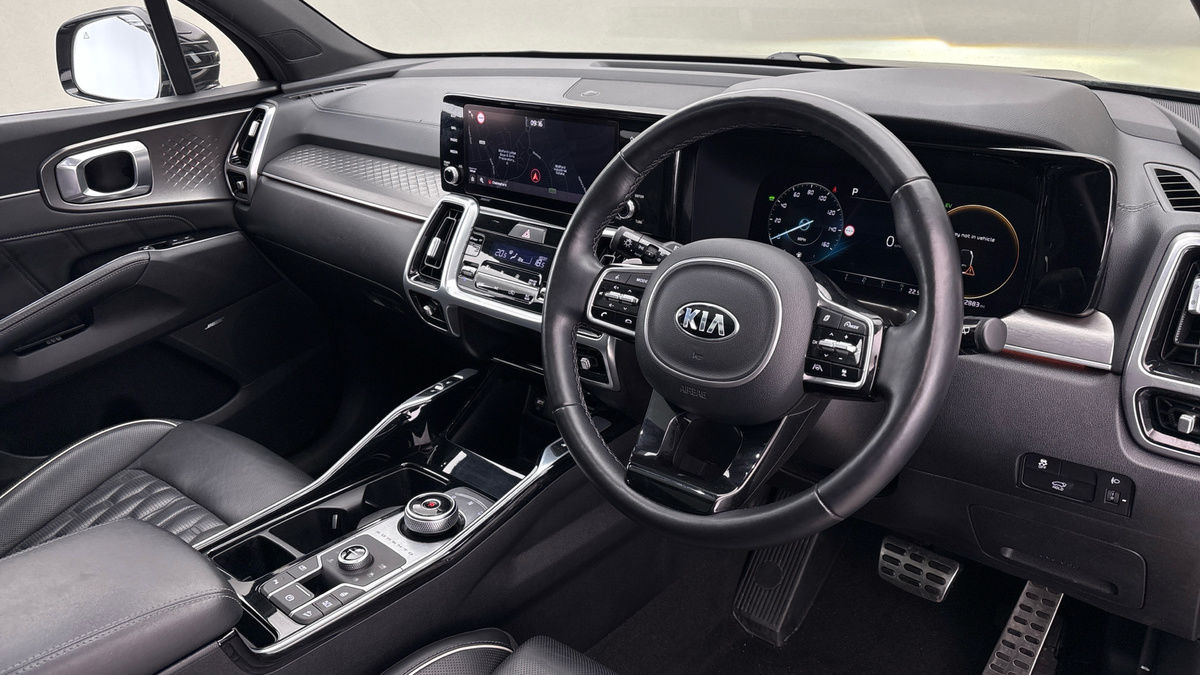 Kia Sorento Image 5