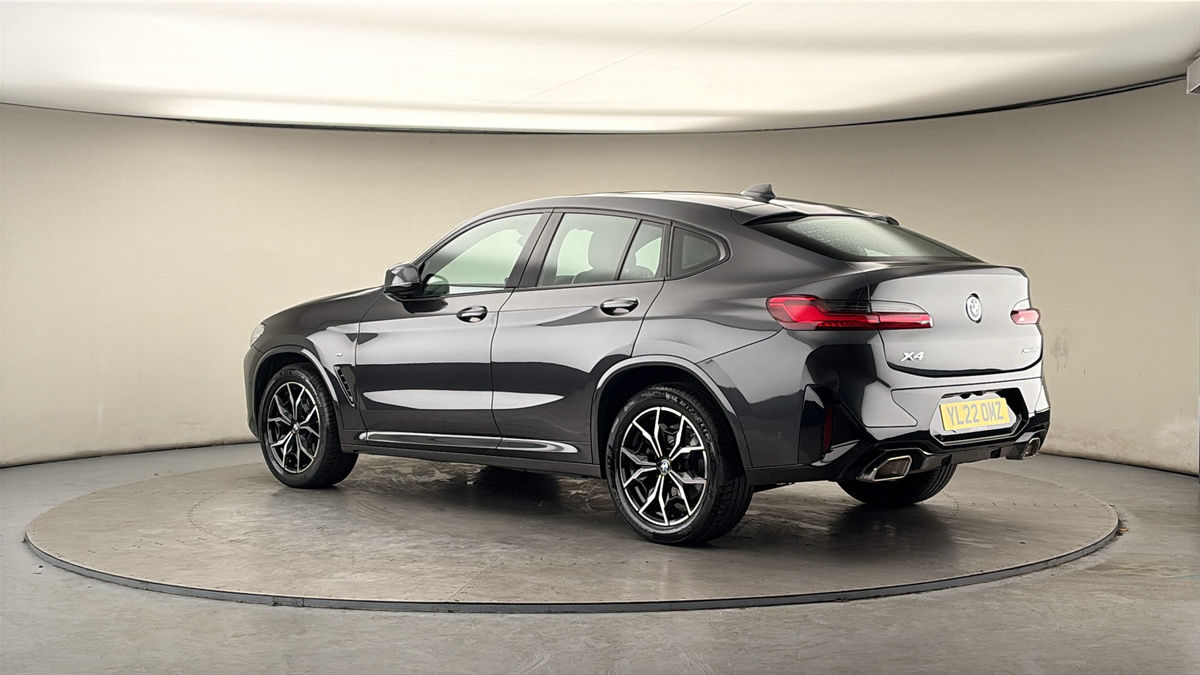 More views of BMW X4