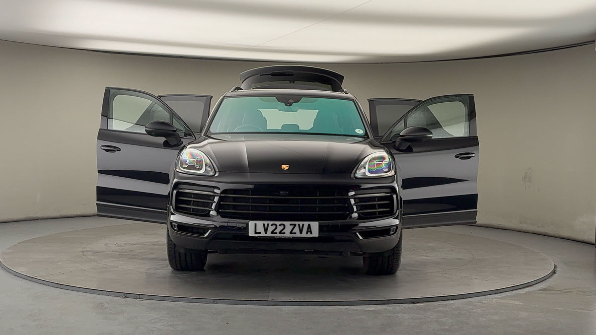 More views of Porsche Cayenne