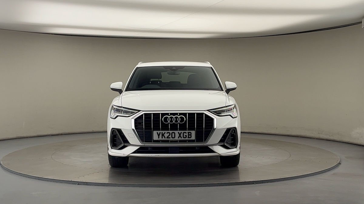 Audi Q3 Image 3