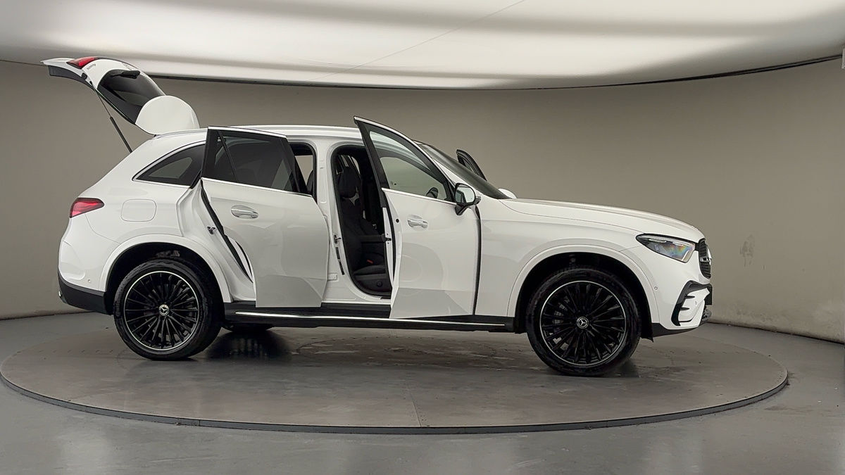 More views of Mercedes-Benz GLC