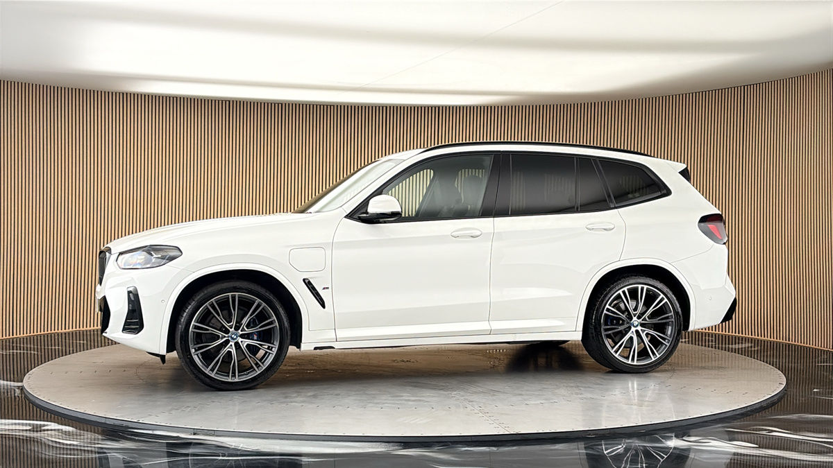 More views of BMW X3