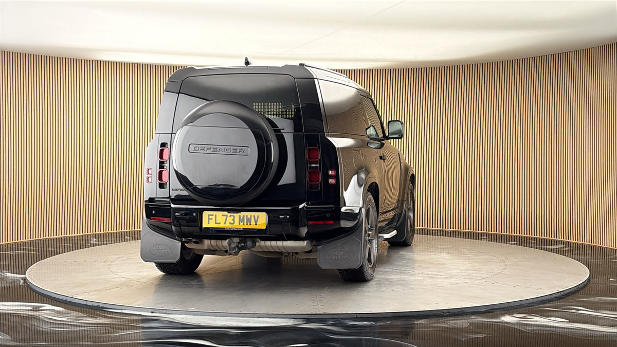 More views of Land Rover Defender 90