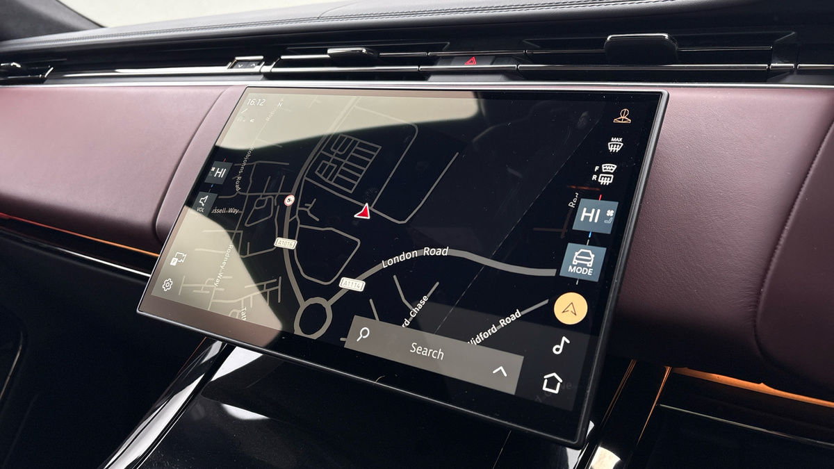 Land Rover Range Rover Sport Image 17