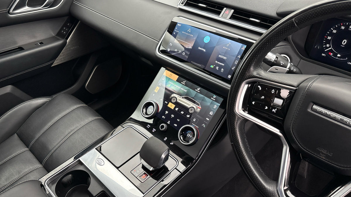 Land Rover Range Rover Velar Image 18