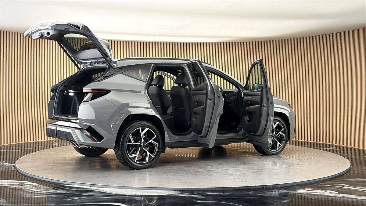More views of Hyundai TUCSON