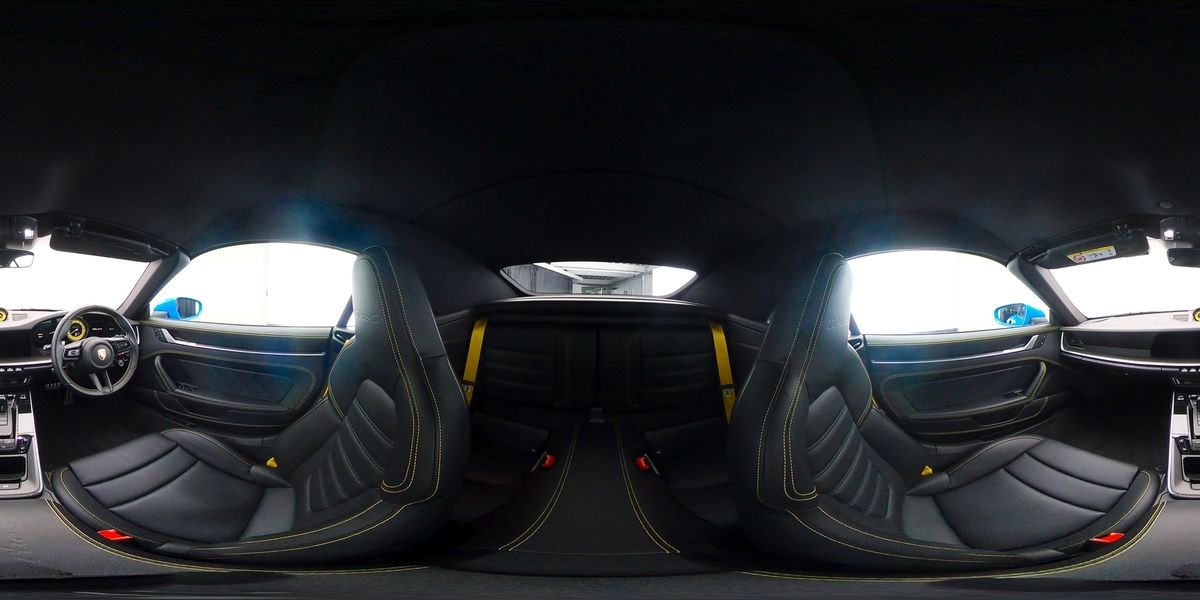 More views of Porsche 911