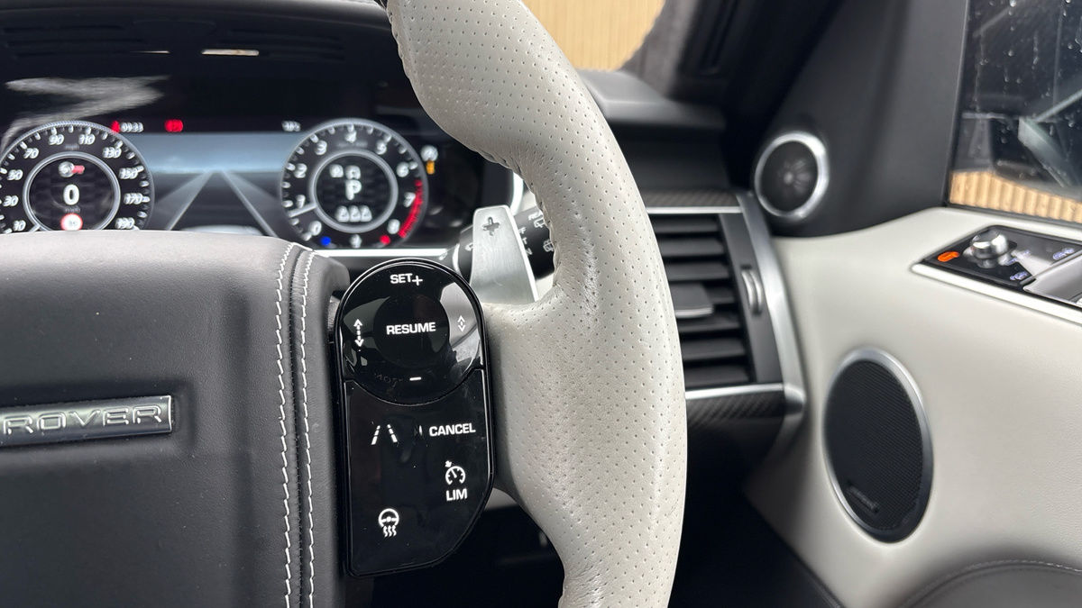 Land Rover Range Rover Sport Image 14