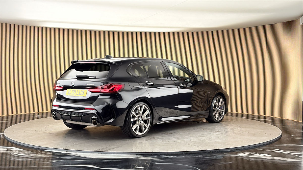 BMW 1 Series Image 21