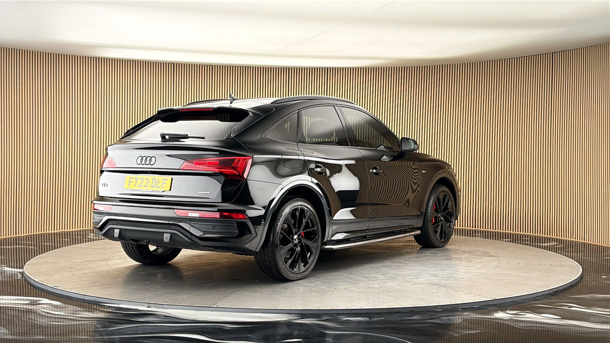 More views of Audi Q5