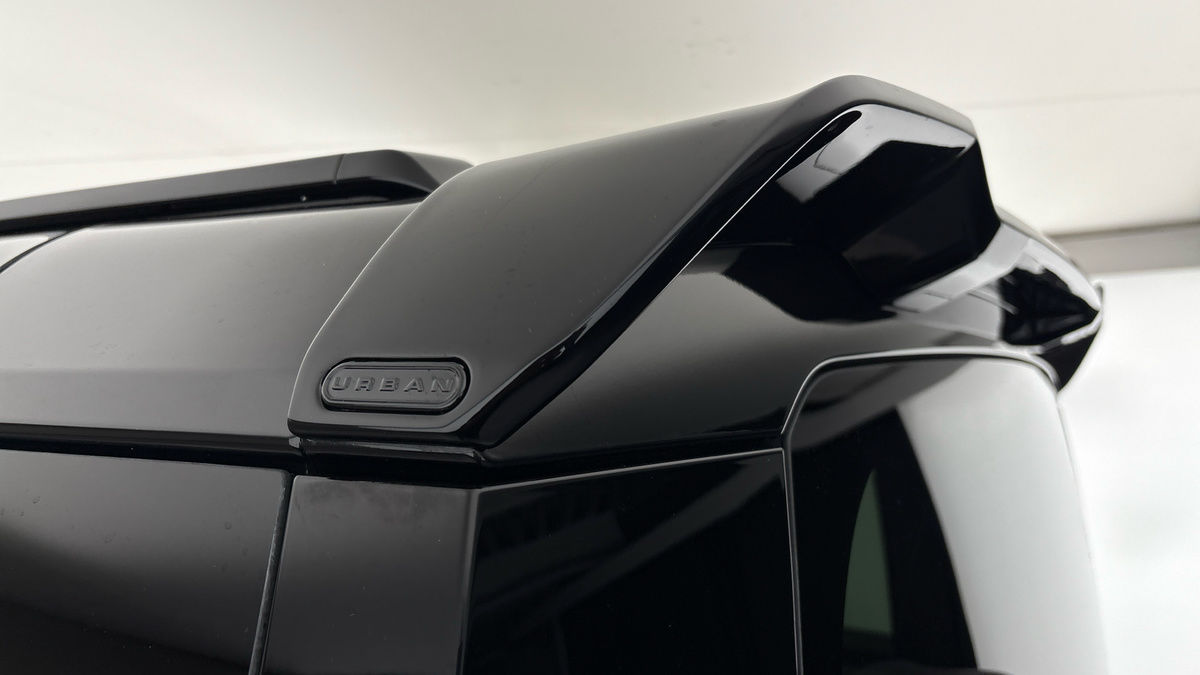 Land Rover Defender 110 Urban Image 28