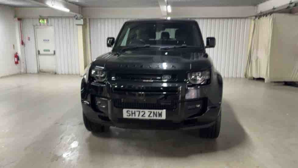 More views of Land Rover Defender 90