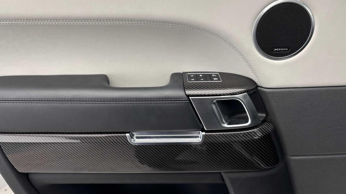 Land Rover Range Rover Sport Image 19