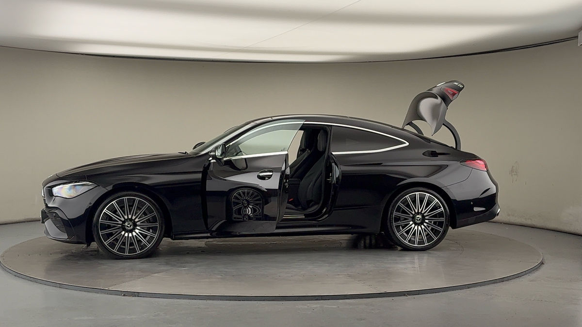 More views of Mercedes-Benz CLE