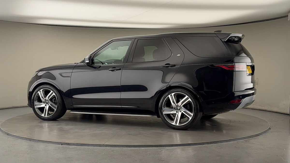 More views of Land Rover Discovery