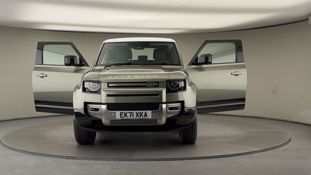 More views of Land Rover Defender 90