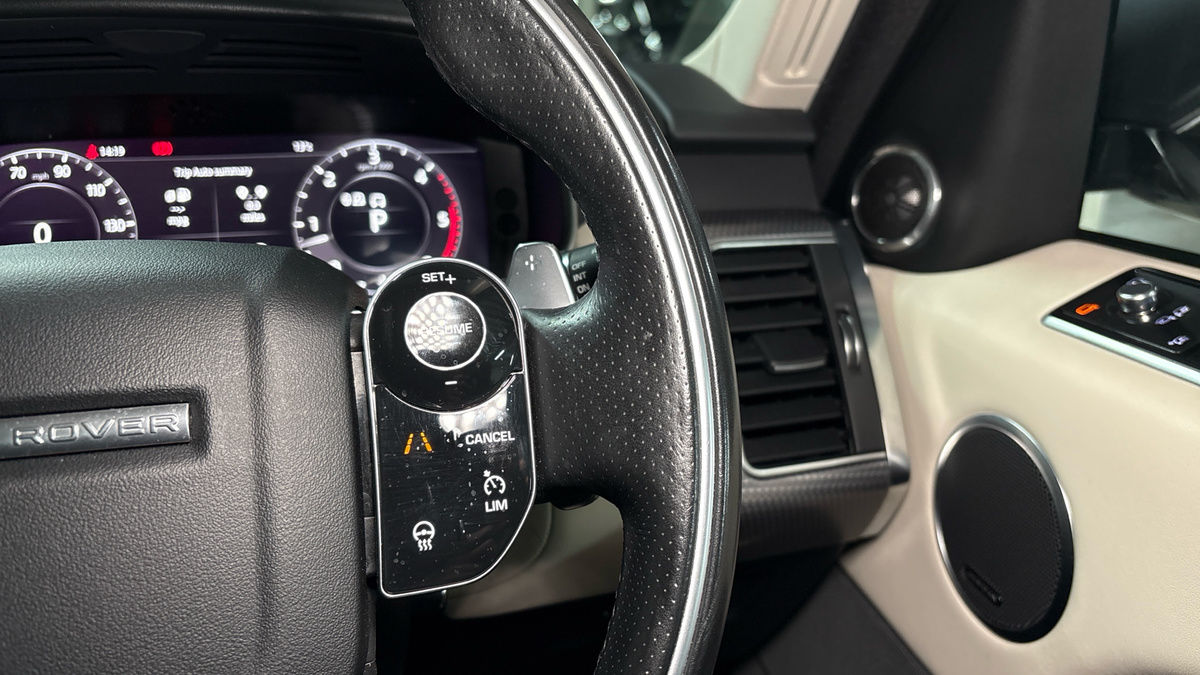 Land Rover Range Rover Sport Image 14