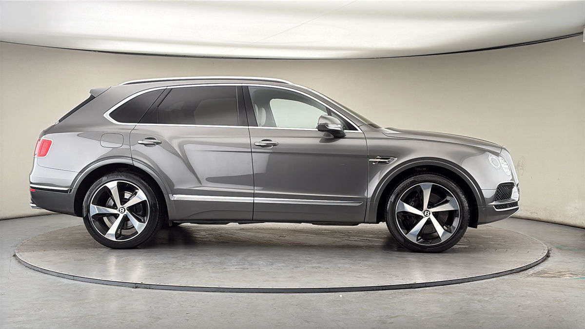 More views of Bentley Bentayga