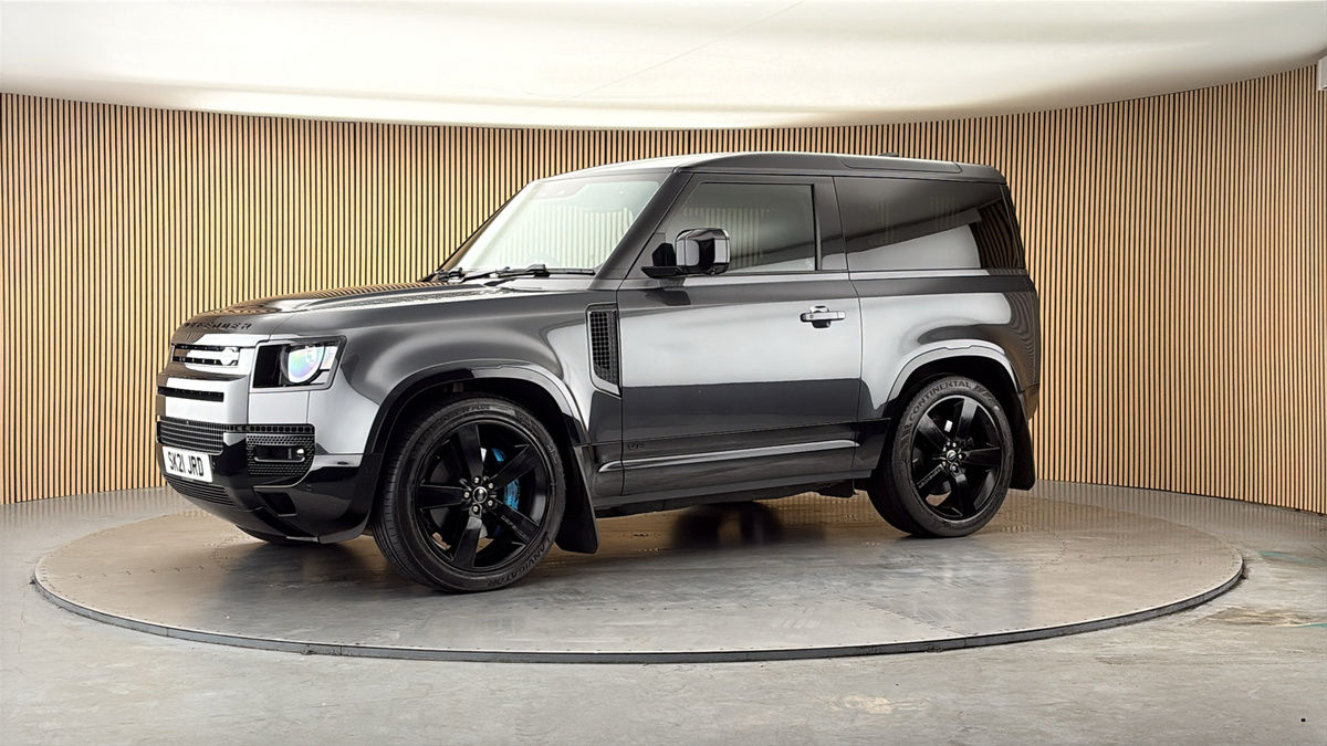 More views of Land Rover Defender 90