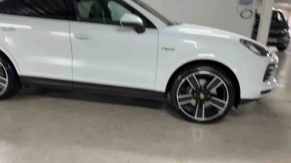 More views of Porsche Cayenne