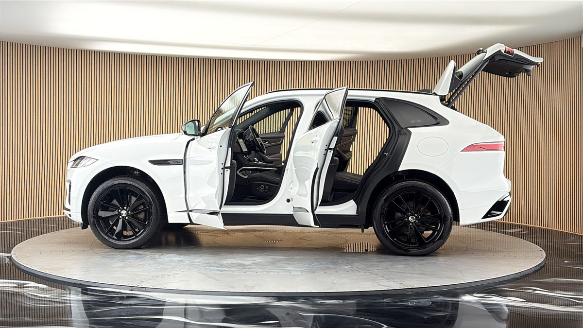 More views of Jaguar F-PACE
