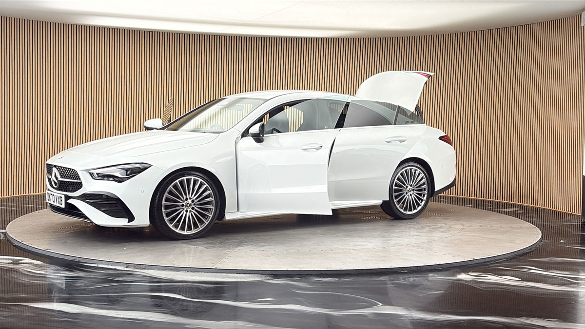 More views of Mercedes-Benz CLA