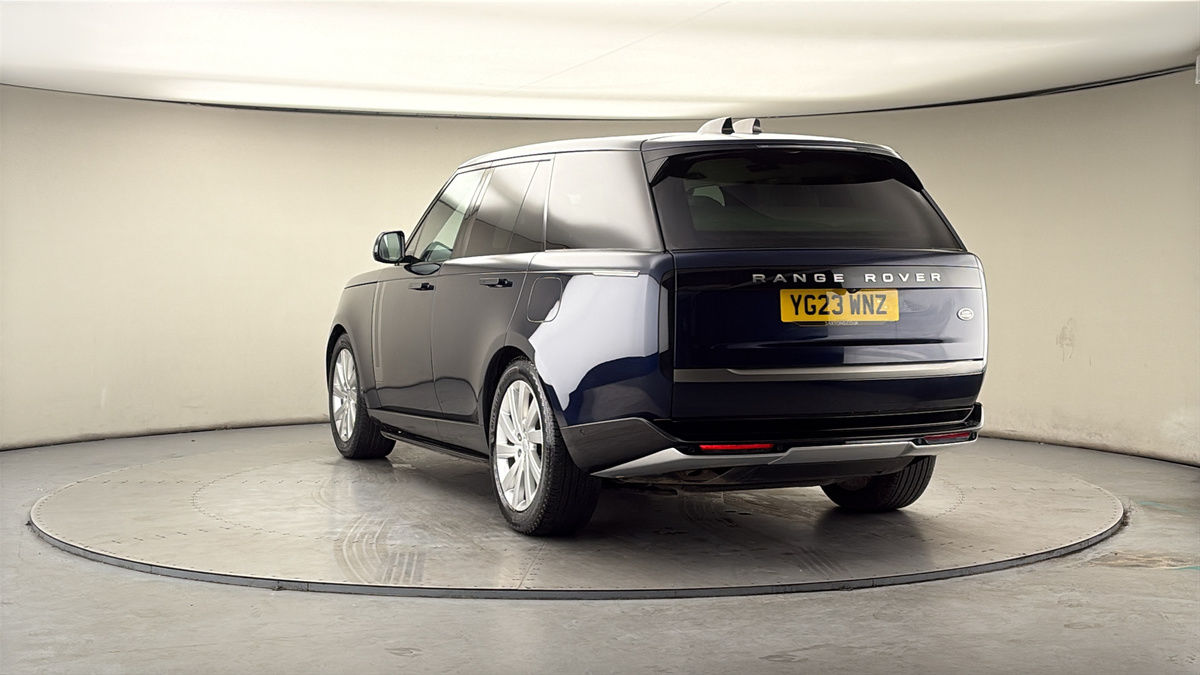 More views of Land Rover Range Rover